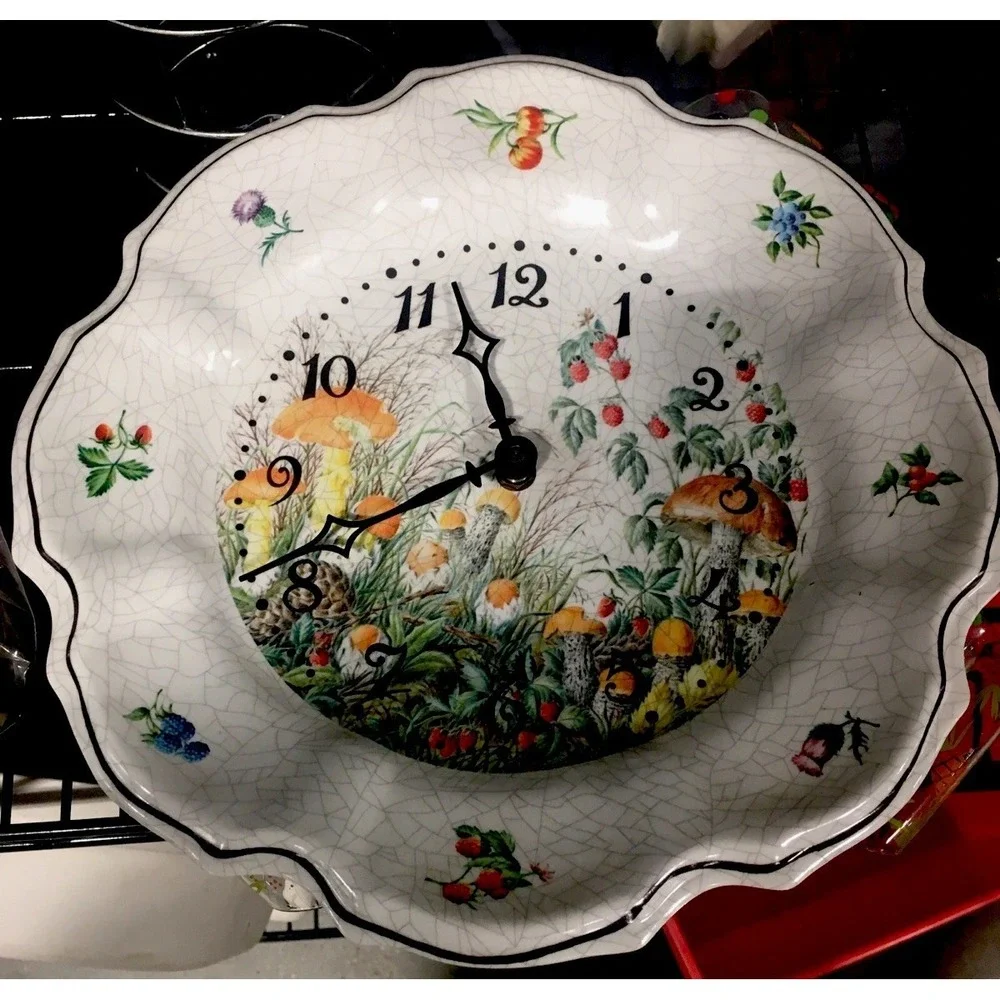 Mushroom Botanical Wall Clock Vintage Forest Cottage Core Decor Battery Operated